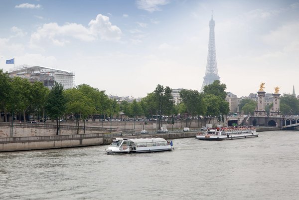 Conseils pour réussir ses vacances en bateaux parisiens.